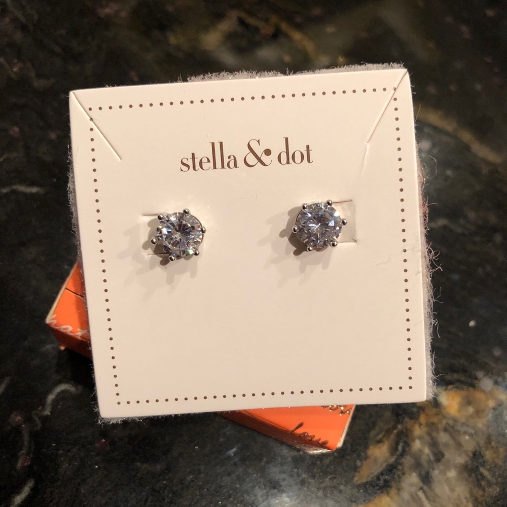 Stella & Dot Stud Earrings